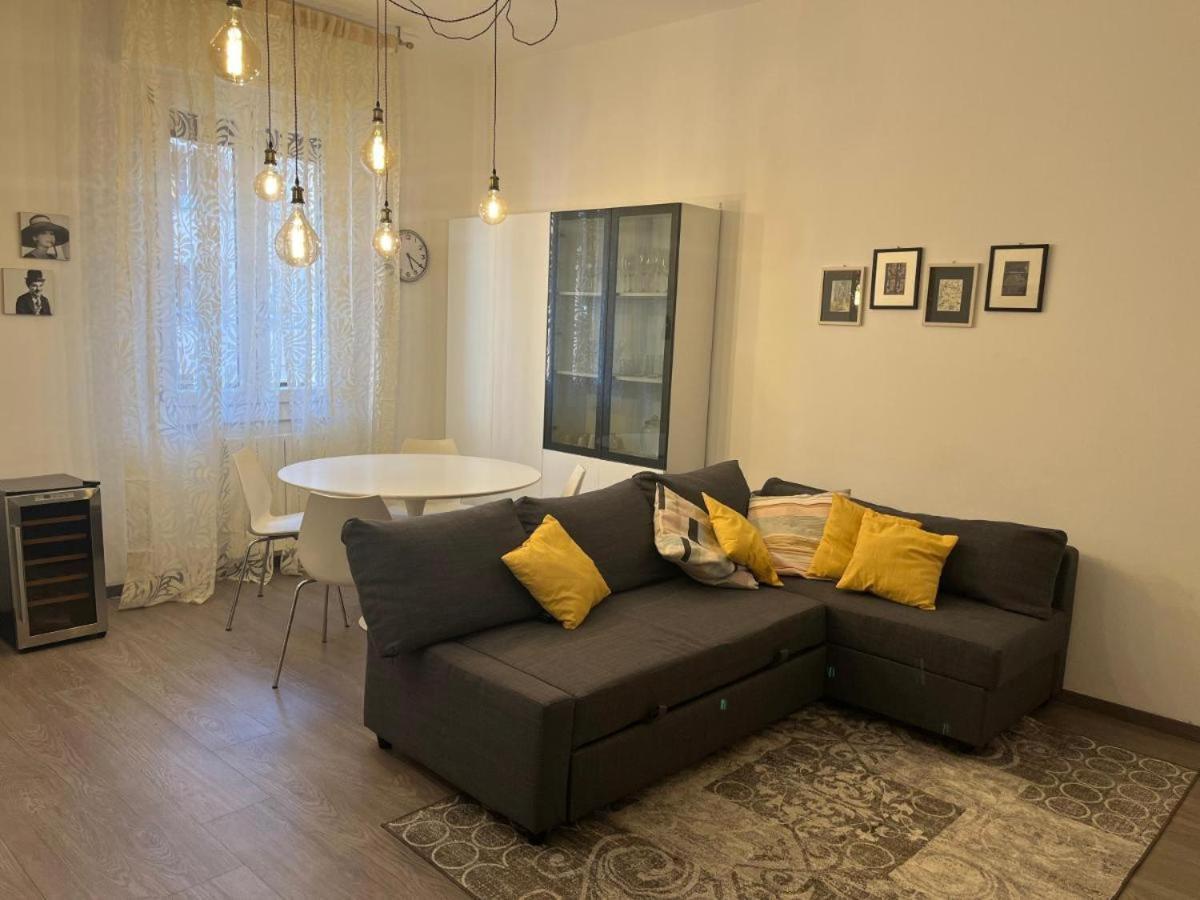 Col Di Lana Apt Милано Екстериор снимка